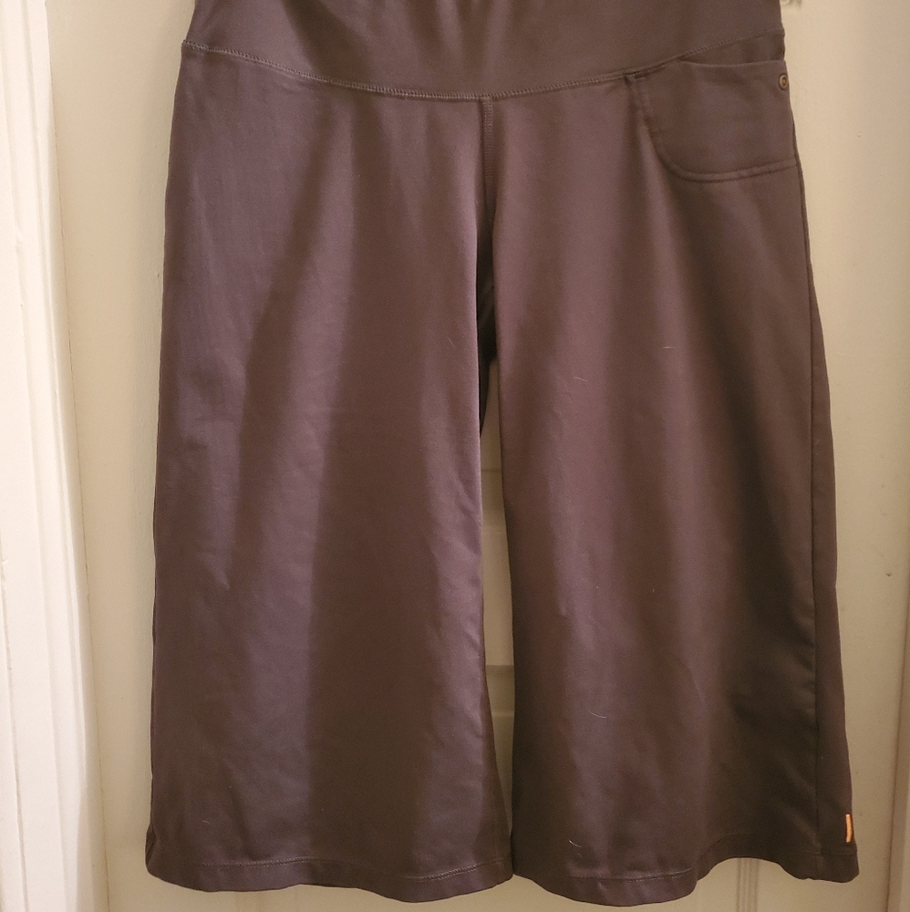 Brown fitted gouchos